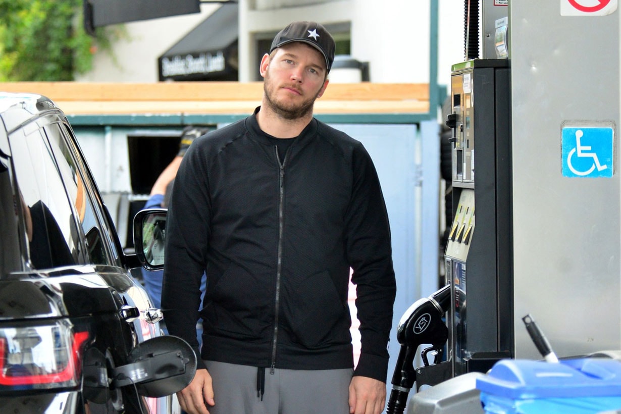 Chris Pratt Paparazzi funny face