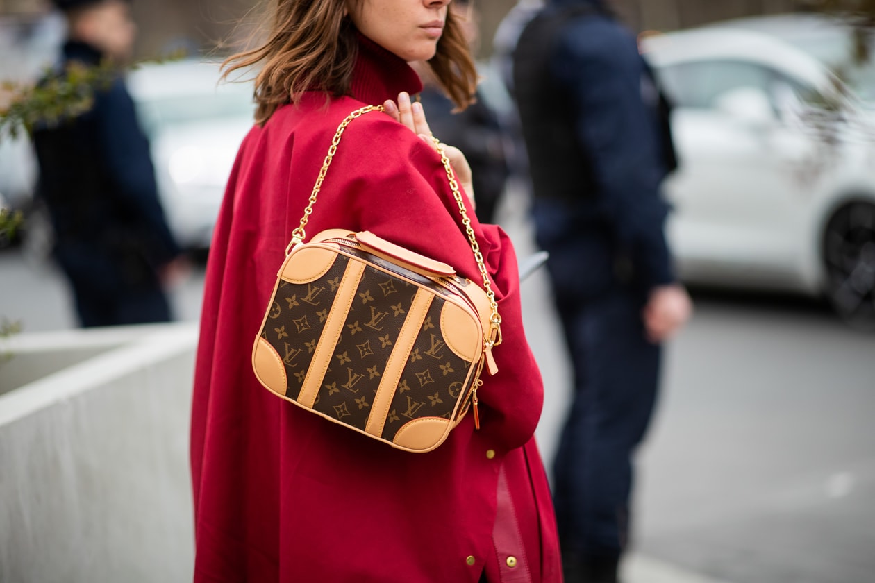 Gilt online shopping website Louis vuitton sale