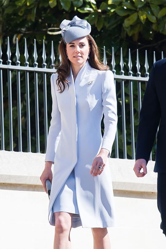 kate-middleton Alexander McQueen blue dress