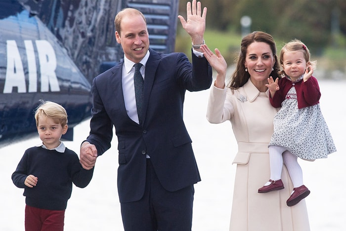 罕見的王室 Family Day！凱特帶喬治與夏洛特到遊樂場狂歡，畫面超有愛！