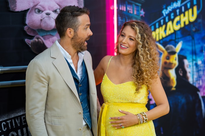 用最直接的方式宣布懷第三胎:Blake 陪老公 Ryan 參加首映會,鎂光燈都聚焦在肚皮上!