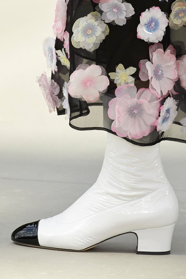 chanel shoes RESORT 2020