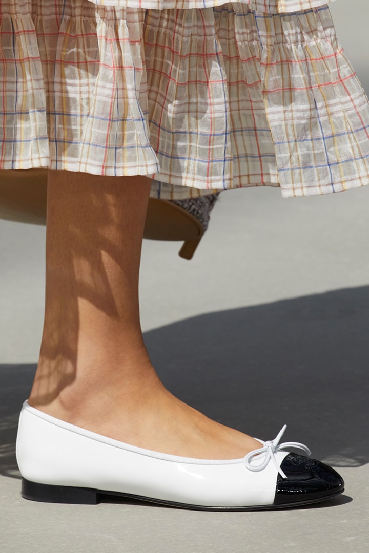chanel shoes RESORT 2020