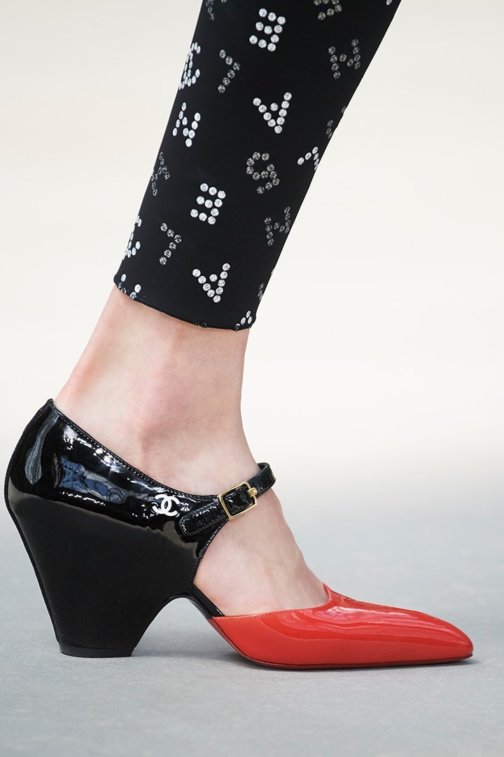 chanel shoes RESORT 2020