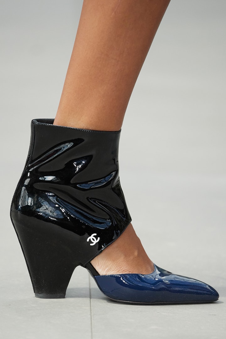 chanel shoes RESORT 2020