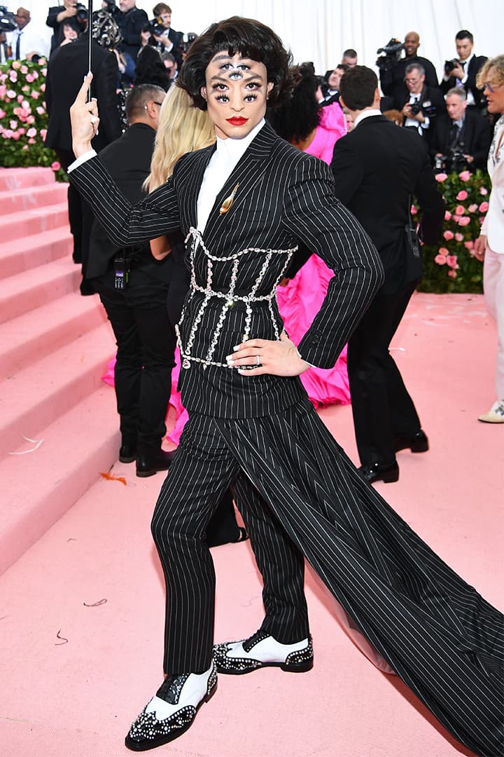 Ezra Miller Made 7 Eyes Makeup Met Gala Red Carpet