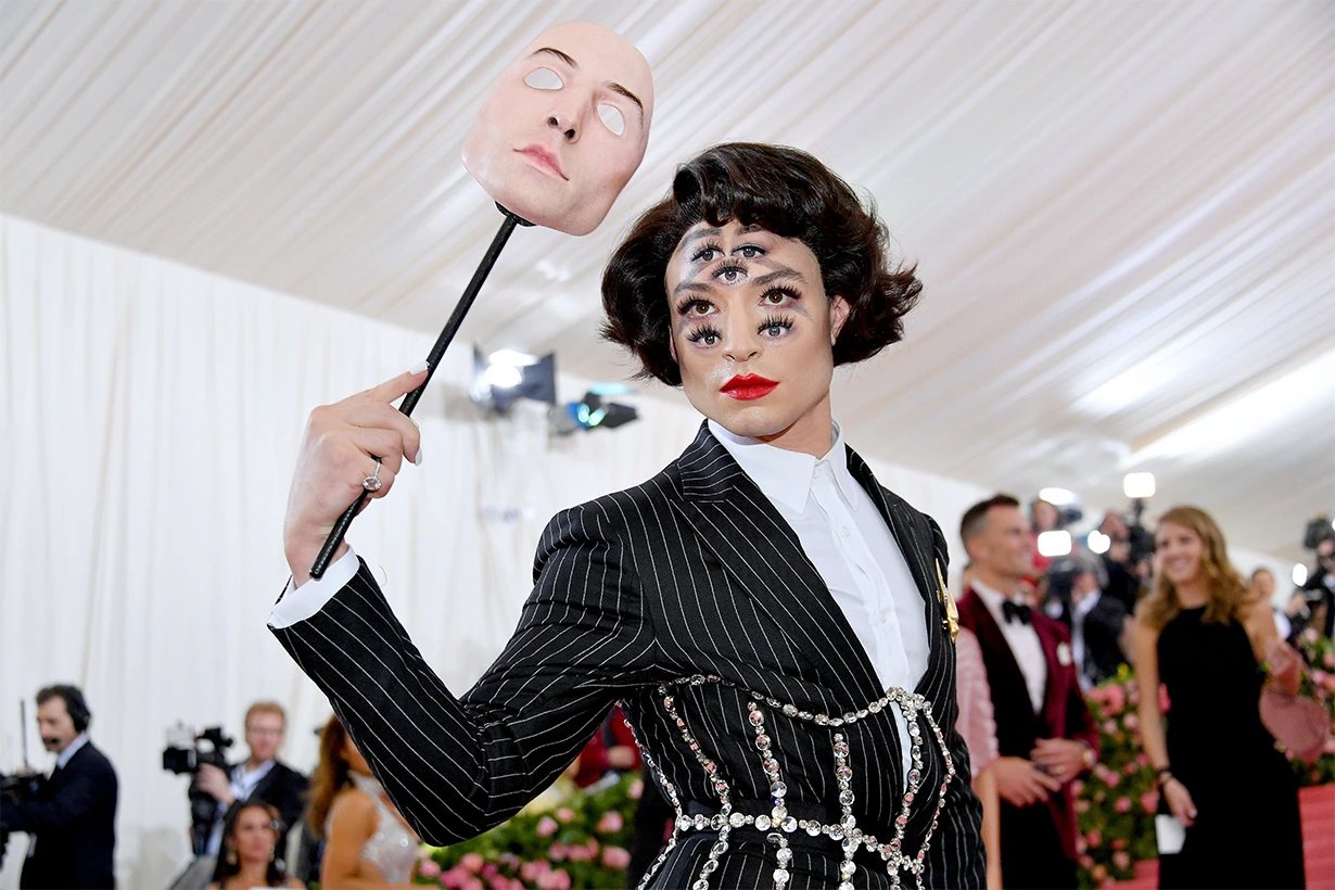 Ezra Miller Made 7 Eyes Makeup Mask Met Gala Red Carpet