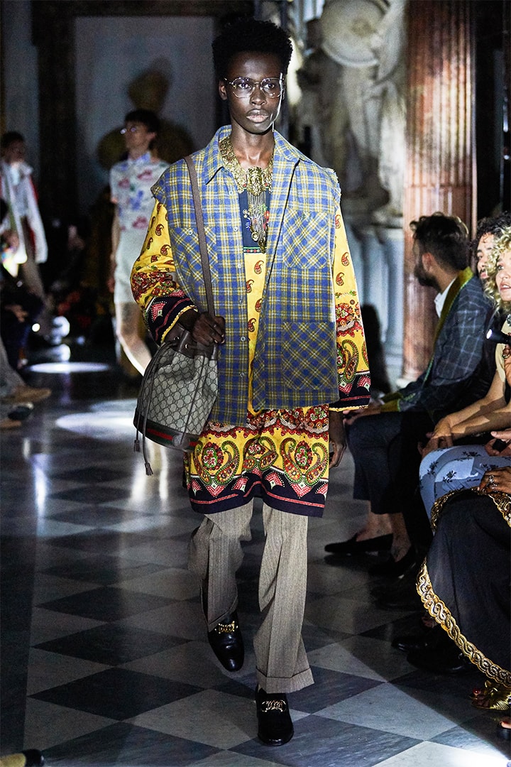 gucci-resort 2020 runway mickey mouse