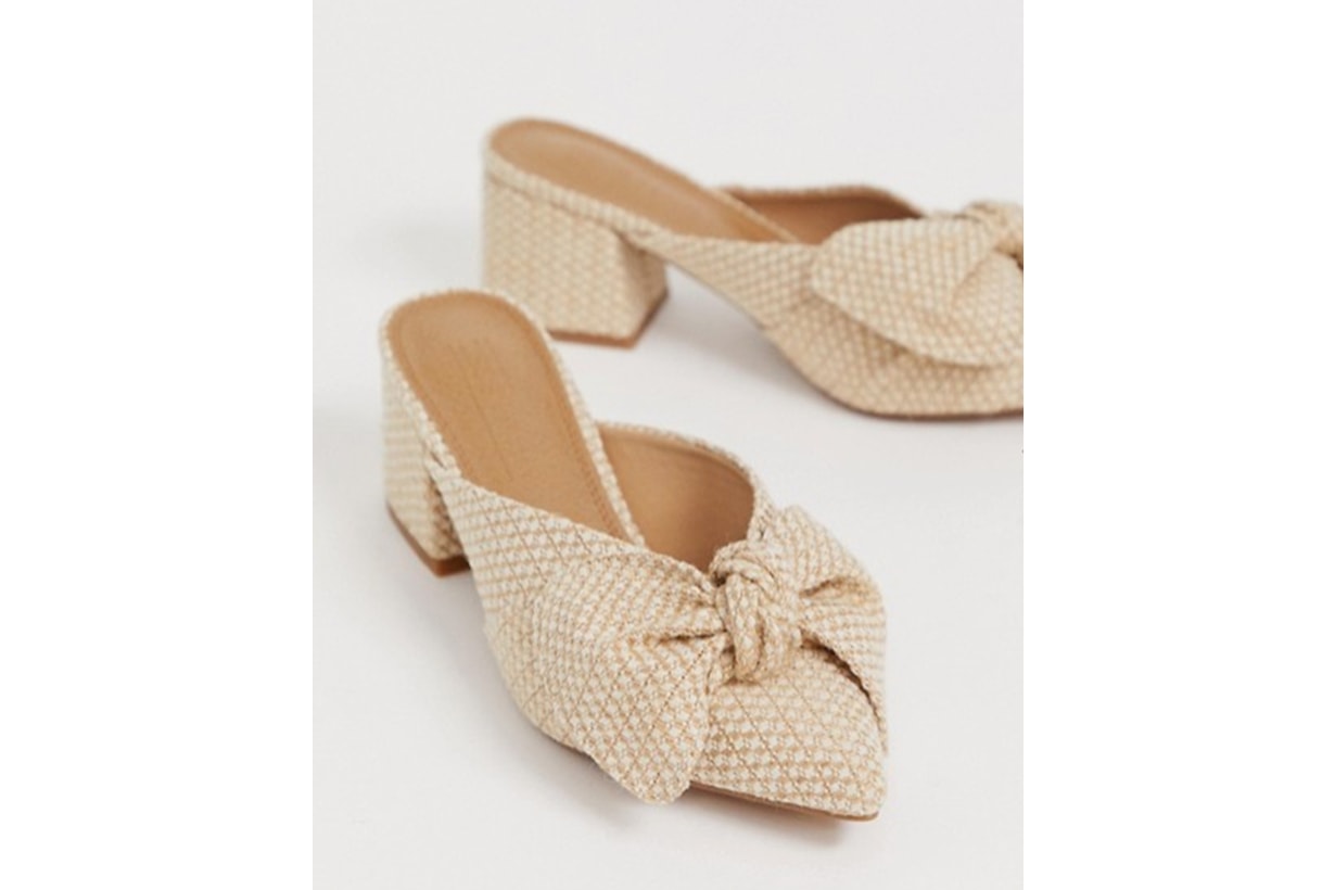 Summer 2019's Kitten Heels Trend Is The Ideal For Every Working Woman