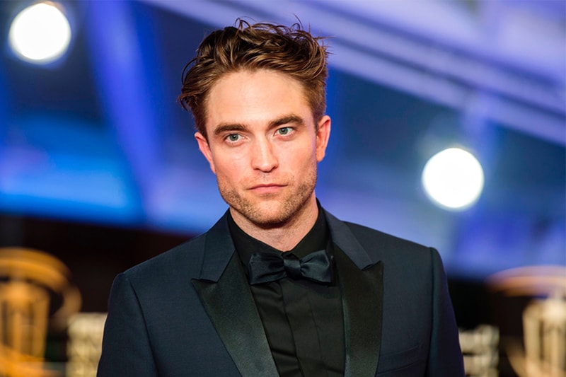 robert pattinson cast as the batman for director matt reeves