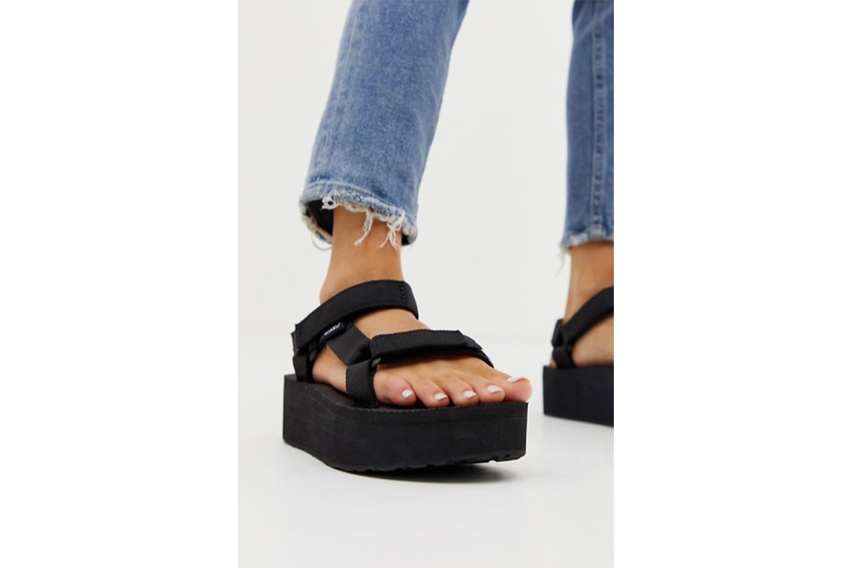 Teva Flatform Universal Chunky Sandals in Black