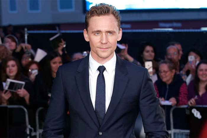 讓你一秒愛上「洛基」！Tom Hiddleston 見到言語障礙的粉絲立即改以手語溝通