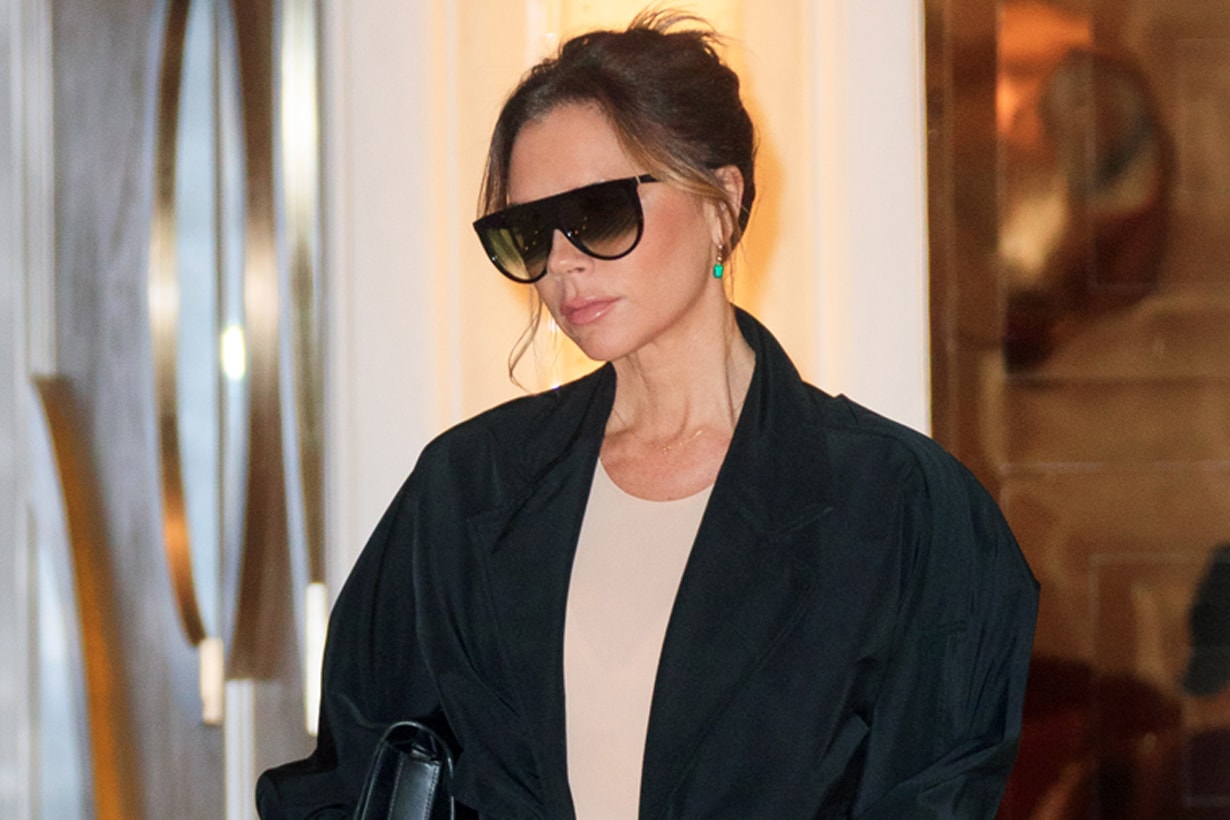 victoria beckham outfit leggings styling