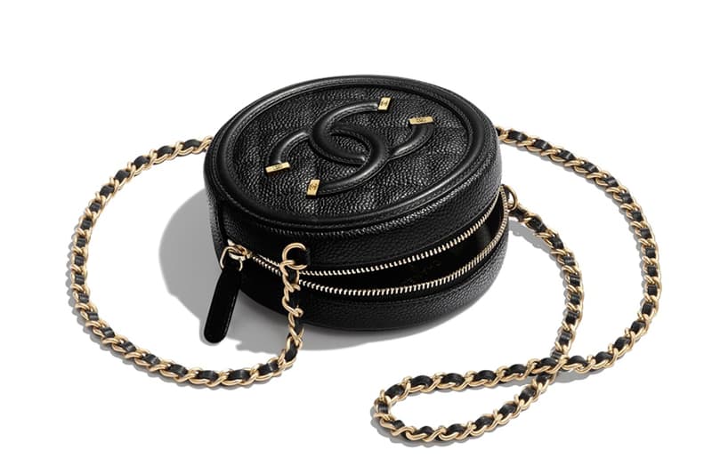 chanel clutch with chain Circular black