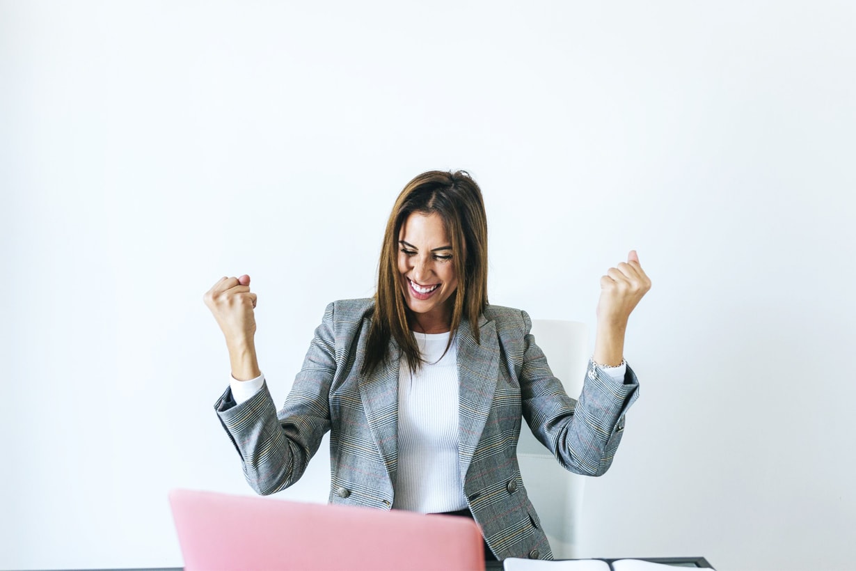 Starting own business career girl tips how to manage business brand Financial management