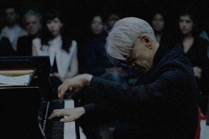 日本音樂教父坂本龍一:「人生終究會來到最終章,也要用盡力氣彈下最後一個音符。」