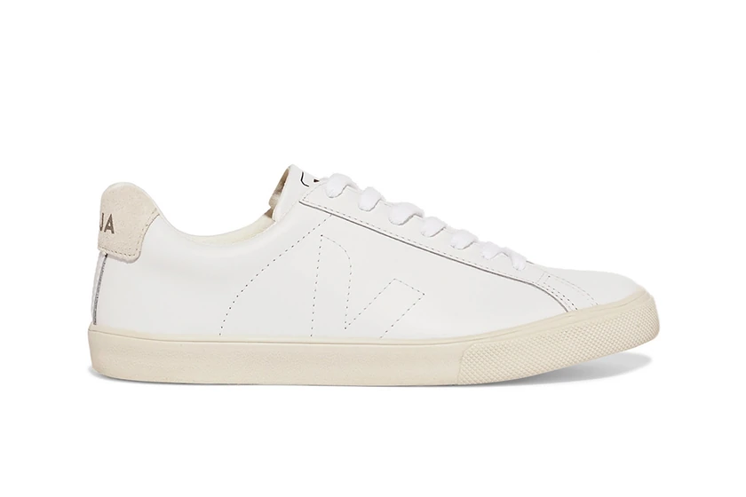 classic-white-sneakers-summer