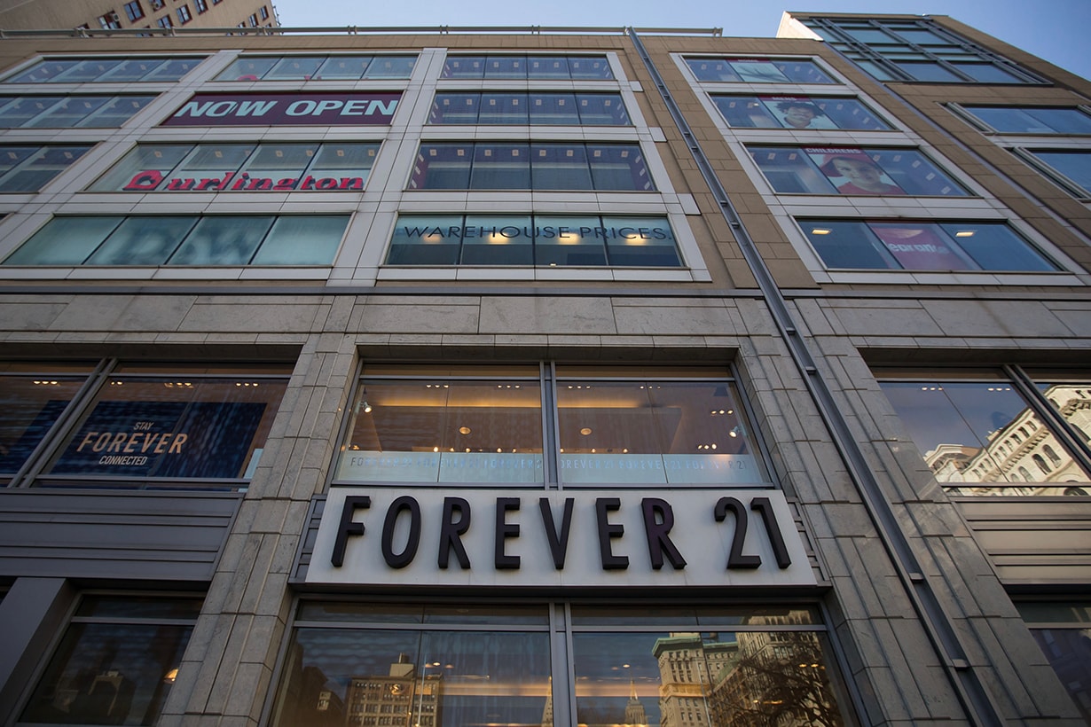 Forever 21 closing stores bankrupt insolvenc