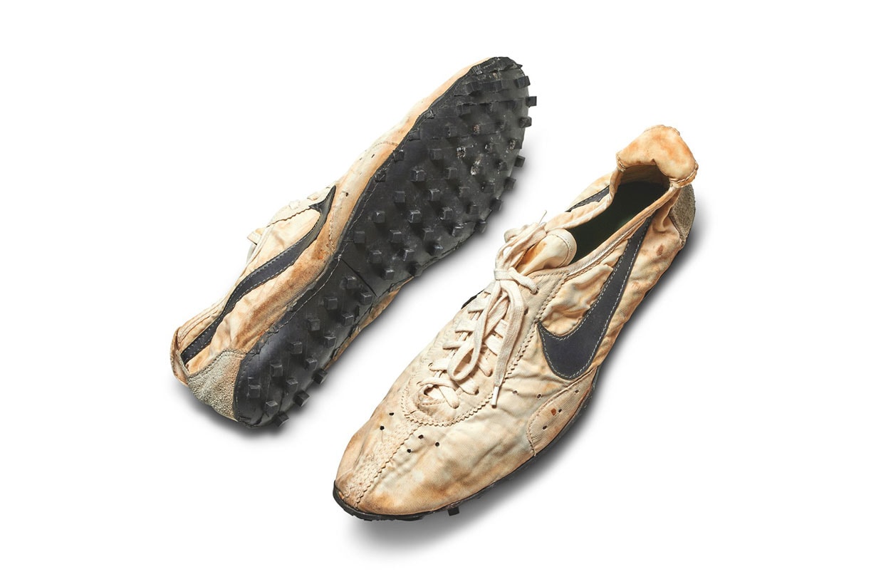 1972-Nike-Waffle-Racing-Flat-Moon-Shoe