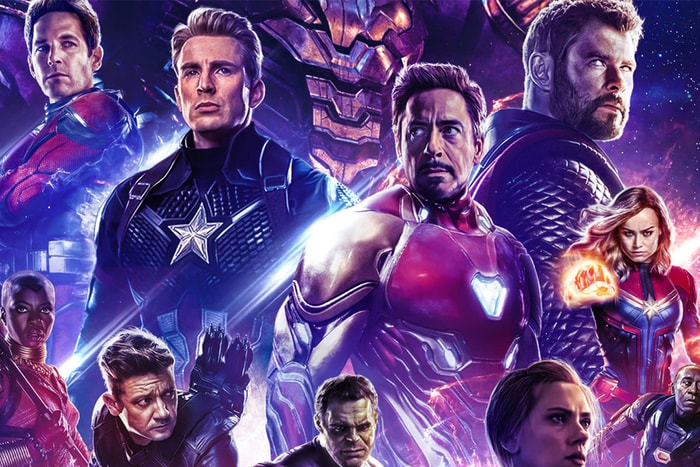 Marvel 釋出「極感動」被刪片段,一眾復仇者向 Iron Man 下跪致敬!