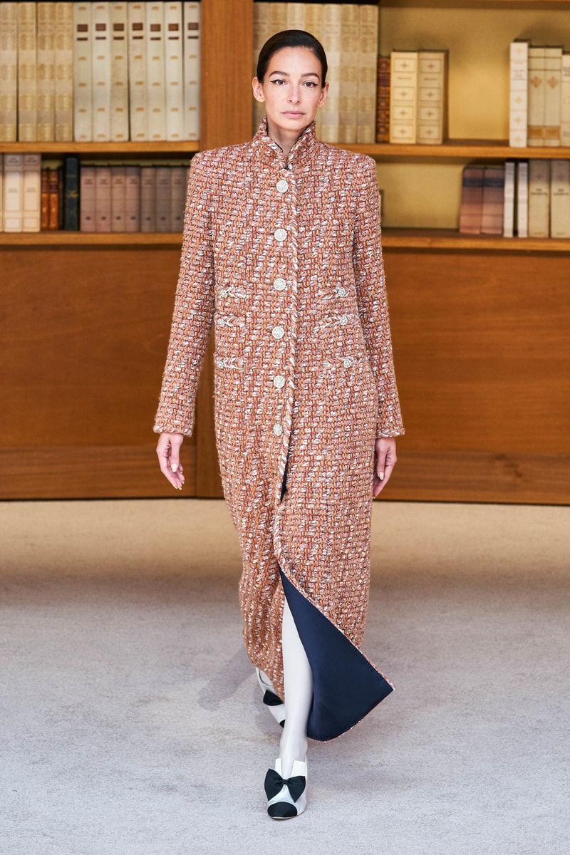 chanel haute couture 2019 virginie viard runway show paris