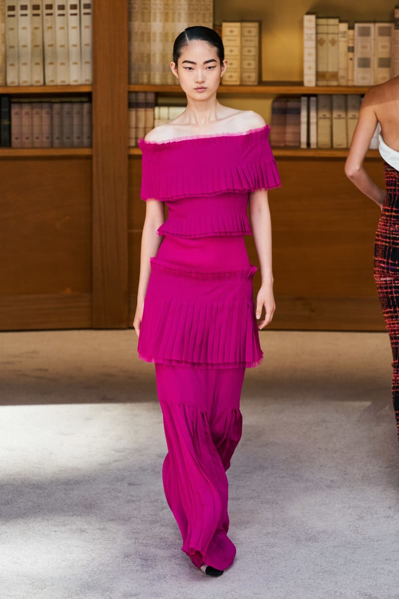 chanel haute couture 2019 virginie viard runway show paris