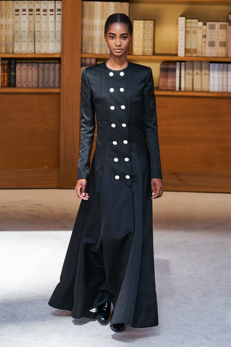 chanel haute couture 2019 virginie viard runway show paris