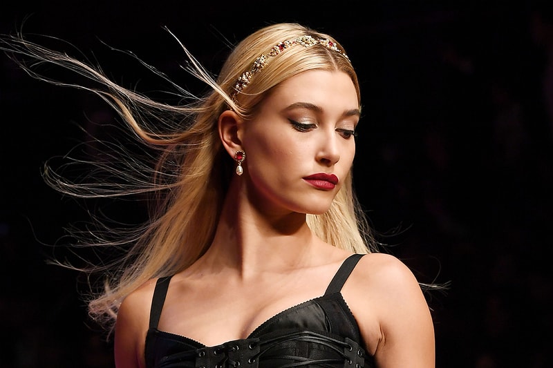 Hailey Baldwin Dolce & Gabbana - Runway