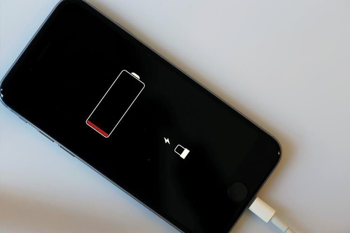 總是把  iPhone 充電滿 100% 才收手？專家說要防止電池老化最佳充電量原來是⋯⋯