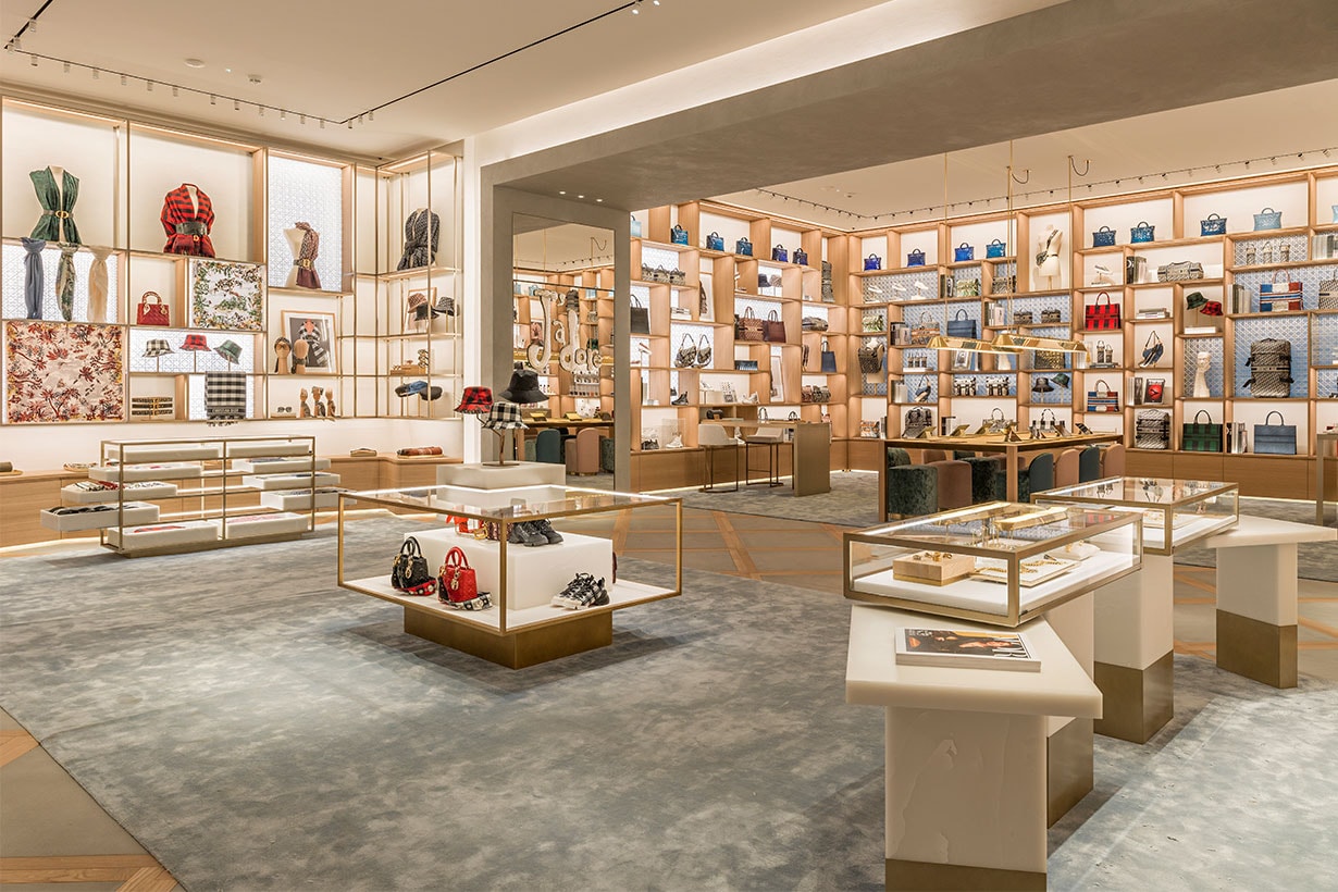 PACKSHOTS-DIOR-BOUTIQUE-CHAMPS-ELYSEES4