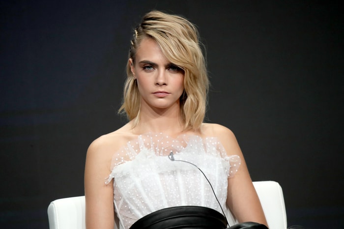 黑色婚紗禮服打破傳統：超模 Cara Delevingne 與女友 Ashley Benson 低調完婚！