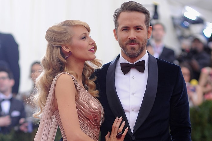 Blake Lively 生日,老公 Ryan Reynolds 連發 10 張「醜態照」曬甜!