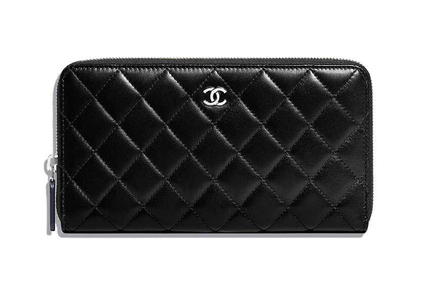 CHANEL Classic Large Zipped Wallet