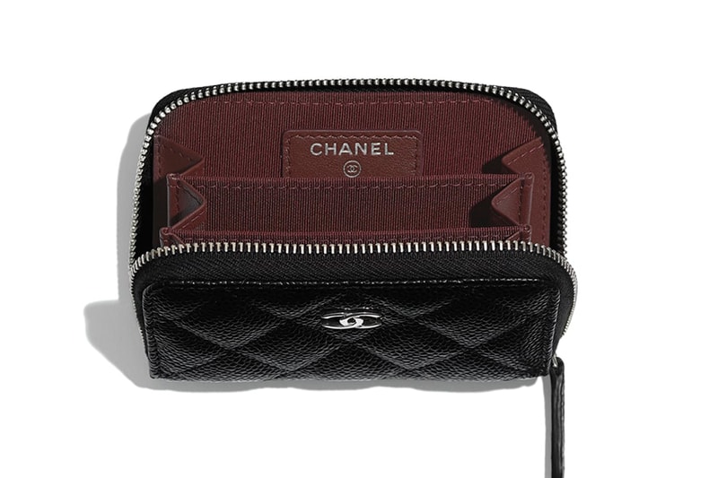 chanel classic-zipped-coin-purse-black-