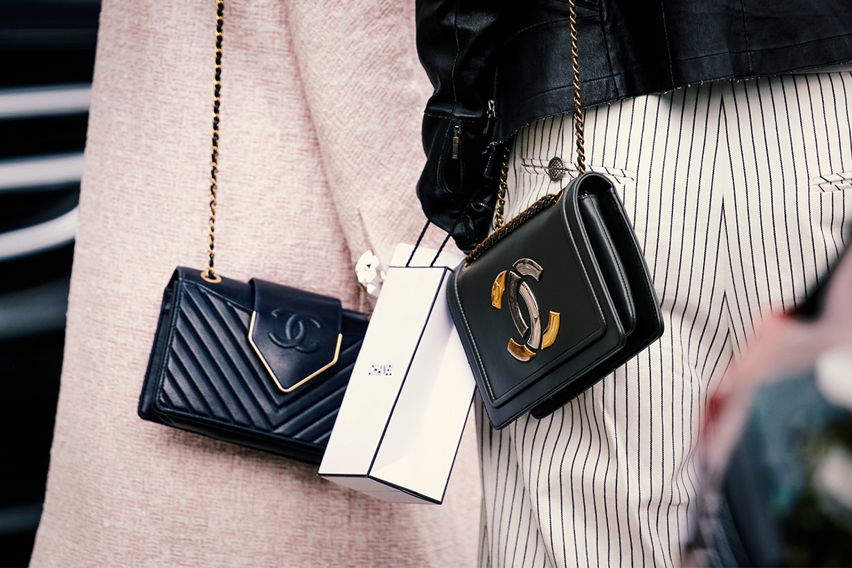 Chanel bag Street Style