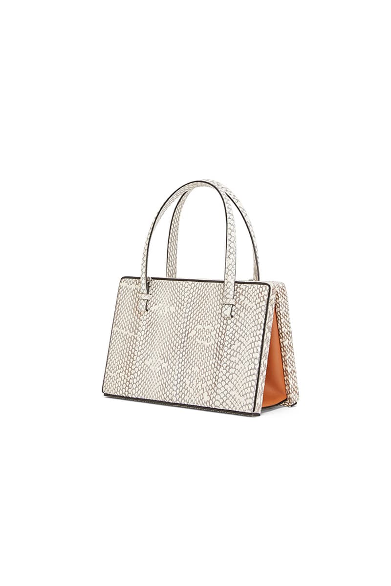 loewe-postal-bag