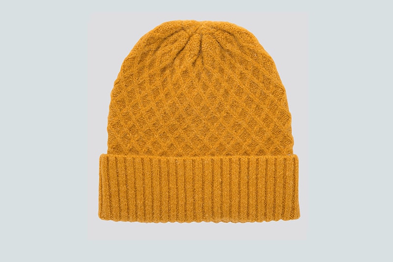 uniqlo-ines-de-la-fressange-beanie