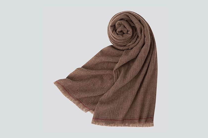 uniqlo-ines-de-la-fressange- scarf