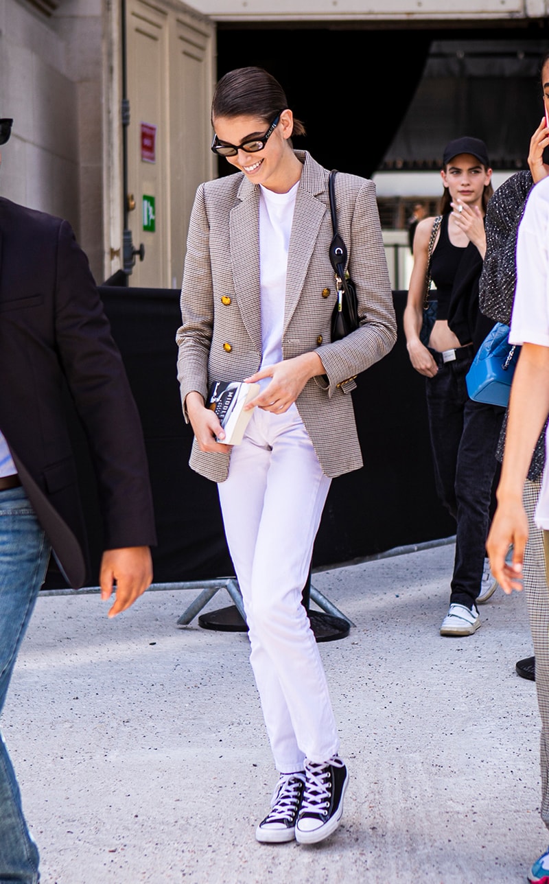 Kaia Gerber Sneakers Street Style Idea Converse Inspiration