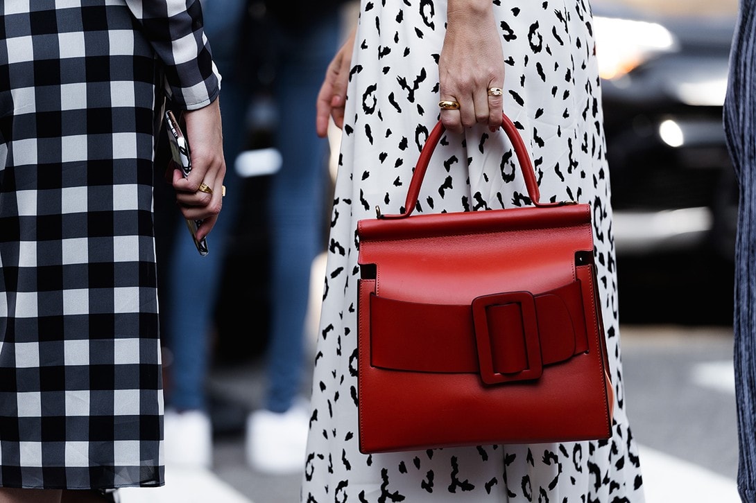 NYFW ss20 streetsnaps Handbag style trend 2019