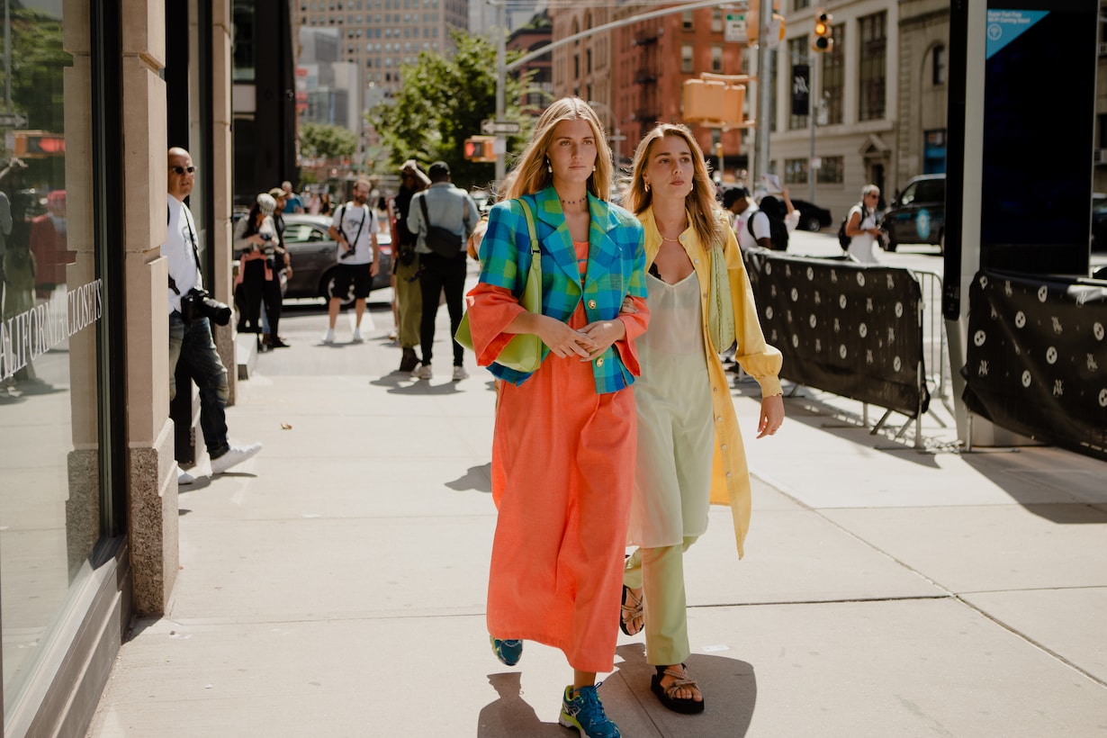 nyfw new york fashion week street snaps styling @weitinneedsfood