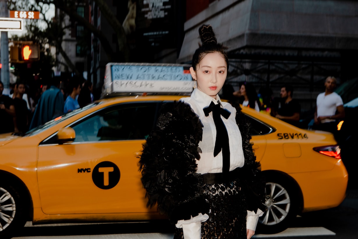 nyfw new york fashion week street snaps styling @weitinneedsfood