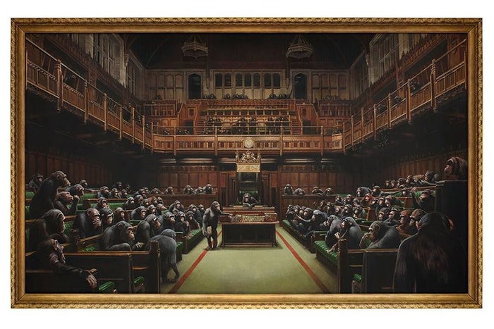 有史以來價格最高之作品！Banksy 這幅英國下議院的作品你看仔細了嗎？
