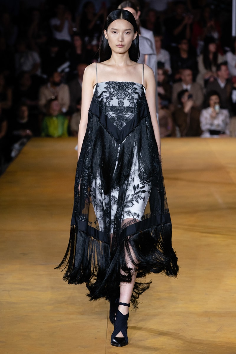burberry spring 2020 ready to wear London fashion week