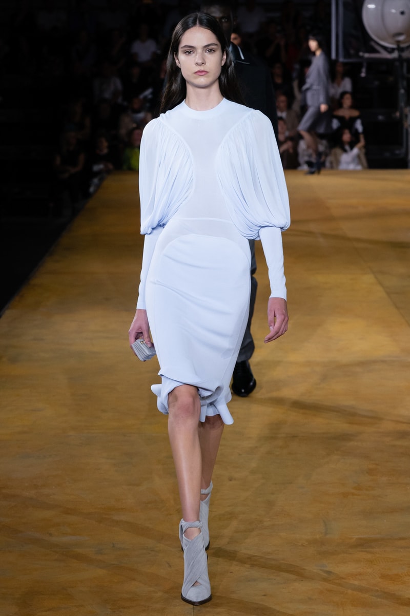 burberry spring 2020 ready to wear London fashion week