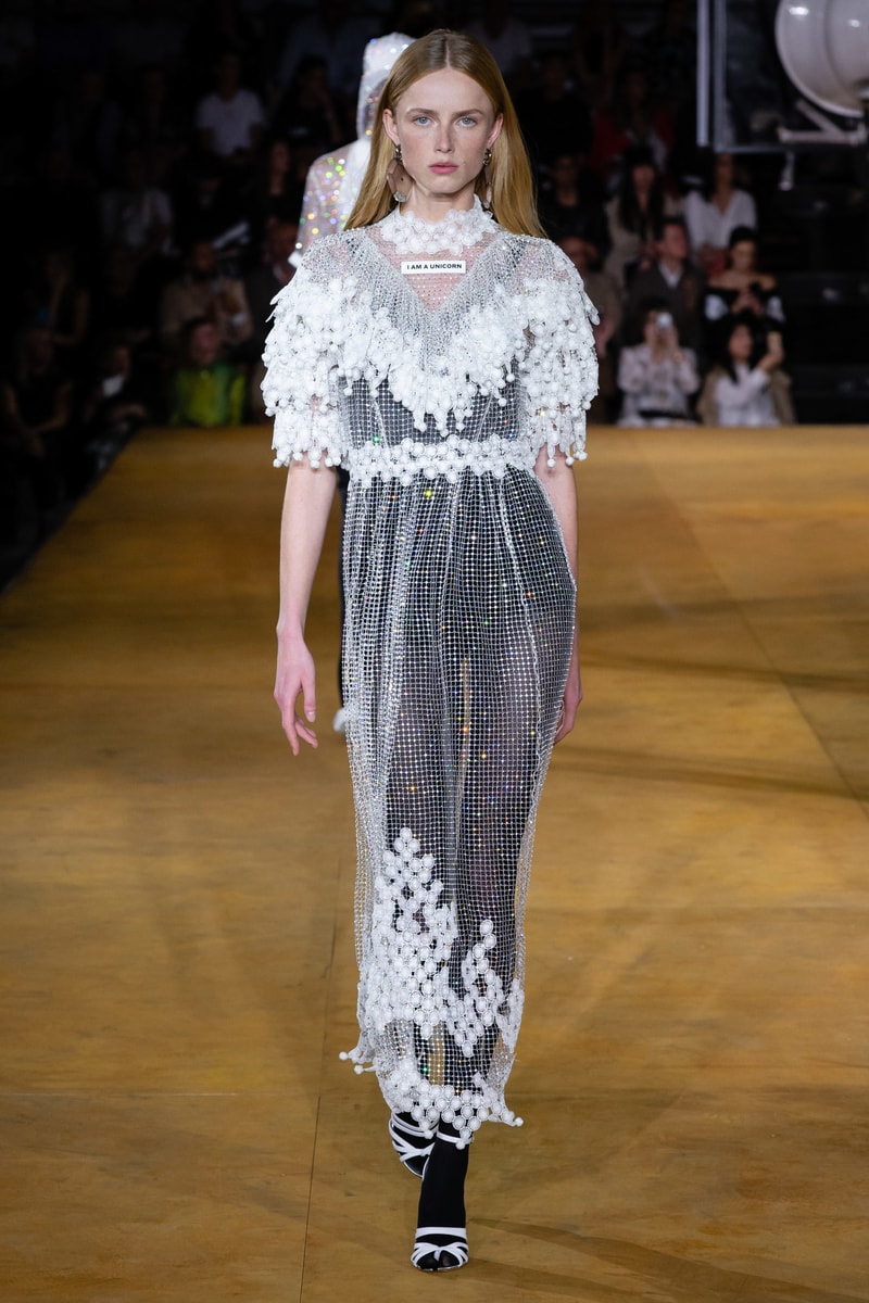 burberry spring 2020 ready to wear London fashion week