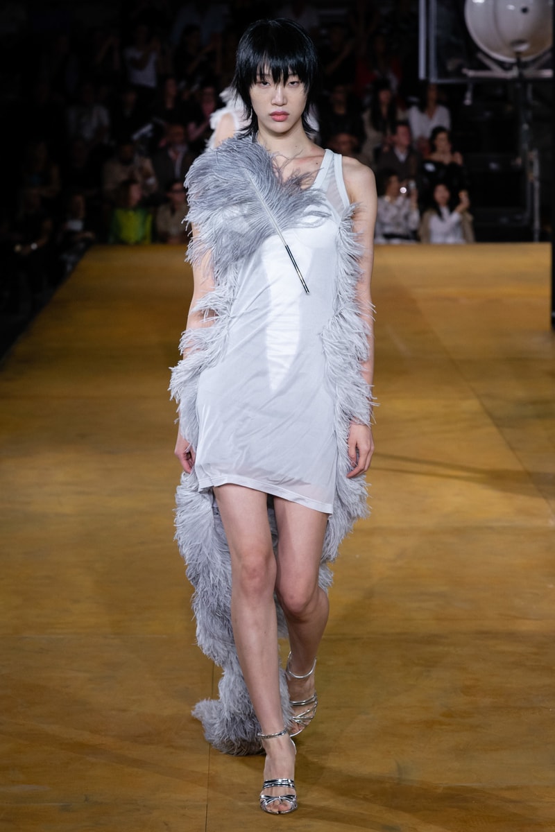 burberry spring 2020 ready to wear London fashion week