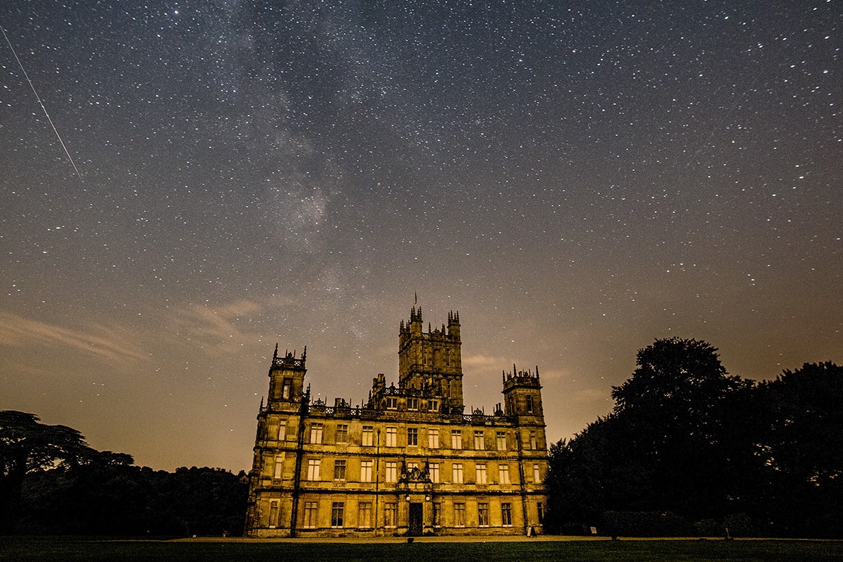 the downton abbey castle available to rent on airbnb highclere castle
