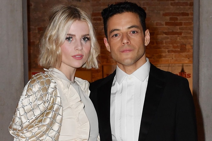 Rami Malek 與 Lucy Boynton 繼續恩愛！走紅毯也要緊拖着手