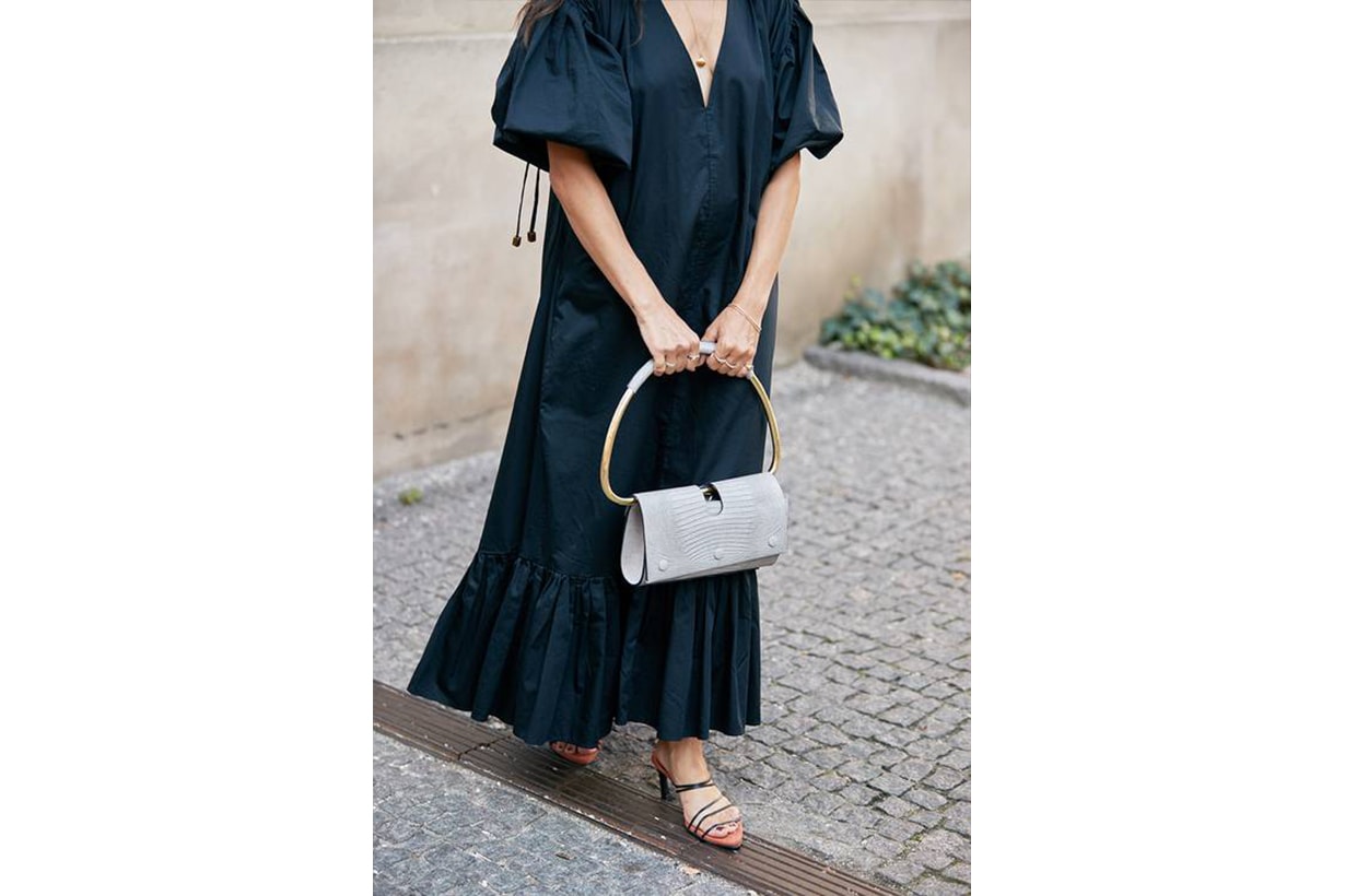 Top Handle Bag Street Style